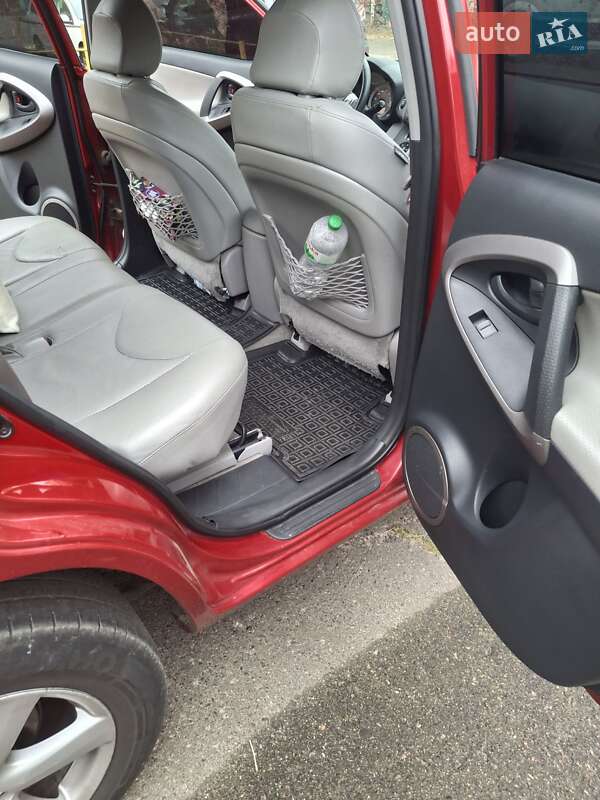 Внедорожник / Кроссовер Toyota RAV4 2006 в Киеве фото 5 Внедорожник / Кроссовер Toyota RAV4 2006 в Киеве