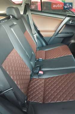 Позашляховик / Кросовер Toyota RAV4 2013 в Києві