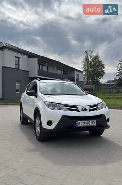 Позашляховик / Кросовер Toyota RAV4 2015 в Долині