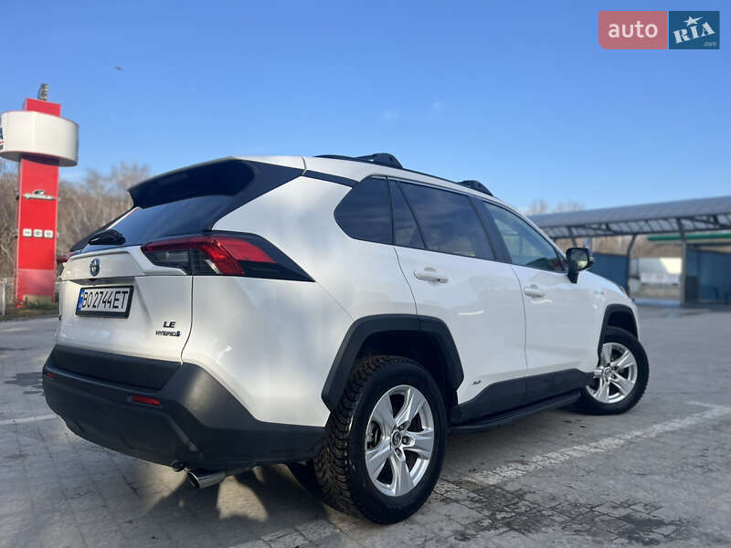 Внедорожник / Кроссовер Toyota RAV4 2019 в Тернополе