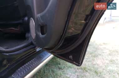 Внедорожник / Кроссовер Toyota RAV4 2004 в 