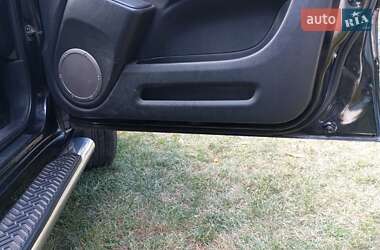 Внедорожник / Кроссовер Toyota RAV4 2004 в 