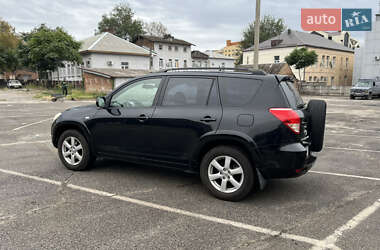 Внедорожник / Кроссовер Toyota RAV4 2007 в 