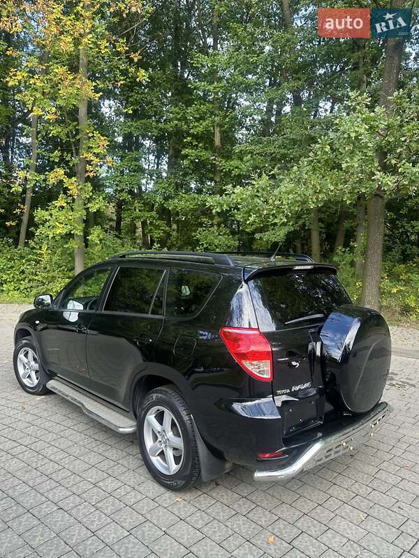 Внедорожник / Кроссовер Toyota RAV4 2008 в Львове