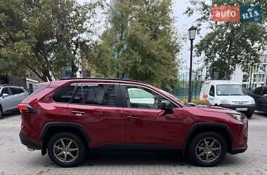 Позашляховик / Кросовер Toyota RAV4 2018 в Києві