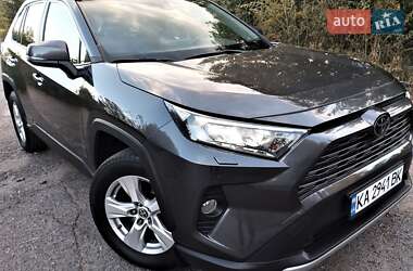 Внедорожник / Кроссовер Toyota RAV4 2020 в Белой Церкви