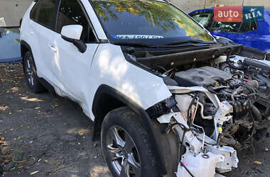 Внедорожник / Кроссовер Toyota RAV4 2023 в Киеве