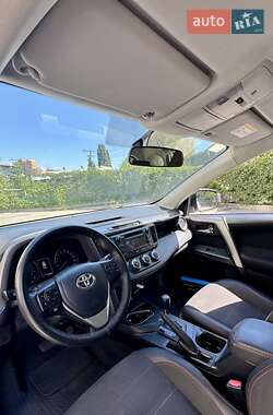 Внедорожник / Кроссовер Toyota RAV4 2016 в Одессе