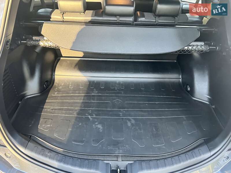 Внедорожник / Кроссовер Toyota RAV4 2018 в Чернигове
