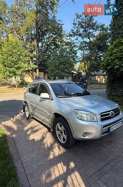 Внедорожник / Кроссовер Toyota RAV4 2007 в Николаеве