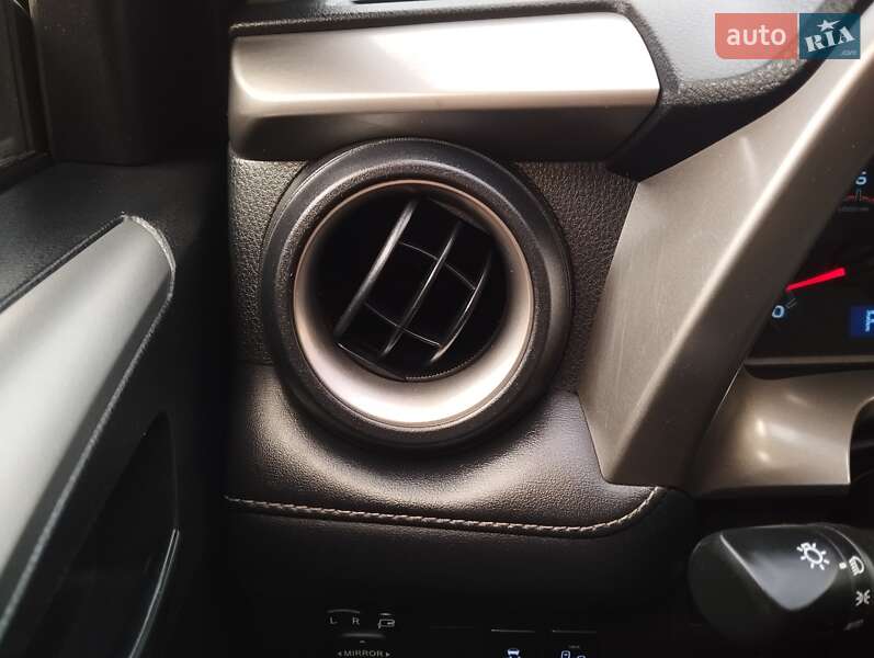 Позашляховик / Кросовер Toyota RAV4 2013 в Одесі