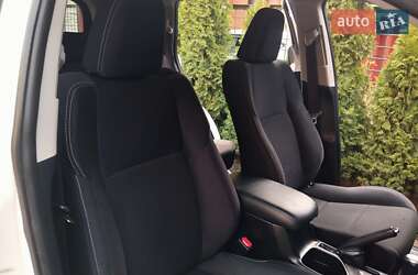 Внедорожник / Кроссовер Toyota RAV4 2013 в 