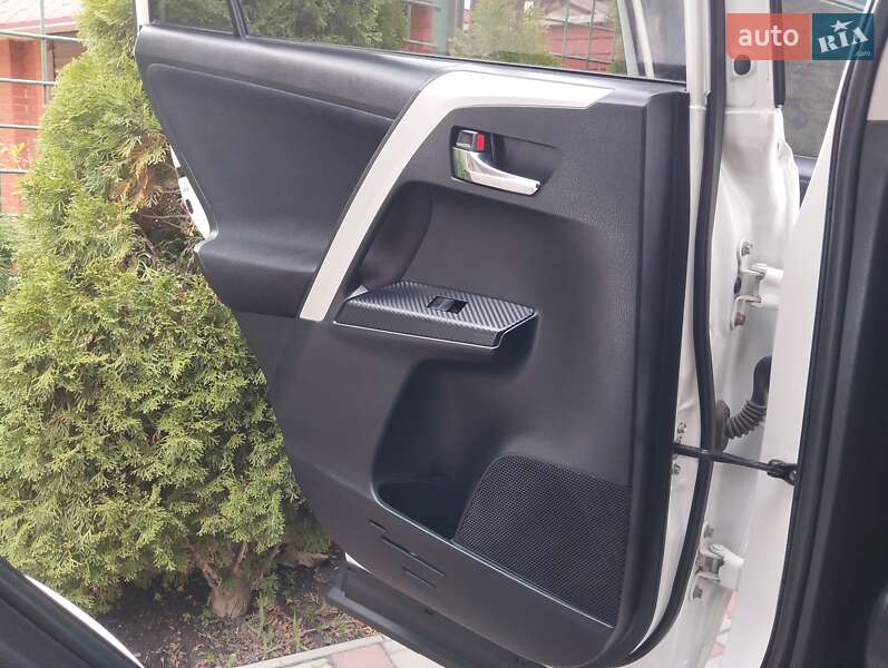 Позашляховик / Кросовер Toyota RAV4 2013 в Одесі