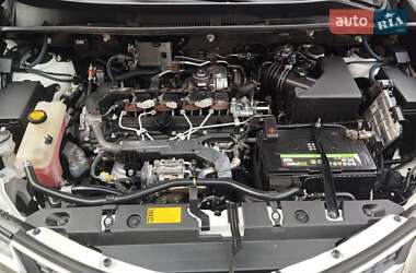 Внедорожник / Кроссовер Toyota RAV4 2013 в 