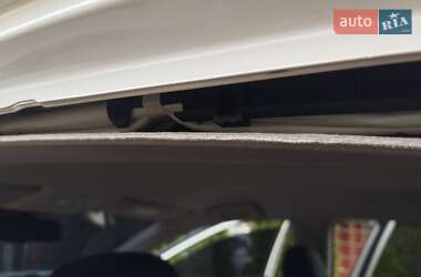 Внедорожник / Кроссовер Toyota RAV4 2013 в 