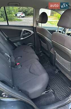 Внедорожник / Кроссовер Toyota RAV4 2008 в 