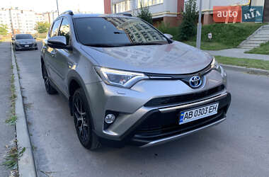 Позашляховик / Кросовер Toyota RAV4 2017 в  фото 2 Позашляховик / Кросовер Toyota RAV4 2017 в