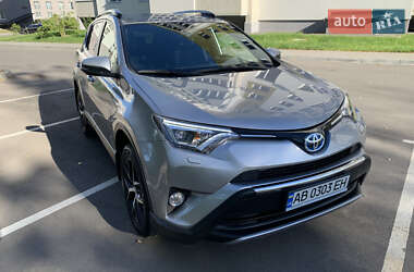 Позашляховик / Кросовер Toyota RAV4 2017 в  фото 15 Позашляховик / Кросовер Toyota RAV4 2017 в
