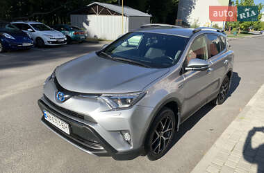 Позашляховик / Кросовер Toyota RAV4 2017 в  фото 11 Позашляховик / Кросовер Toyota RAV4 2017 в