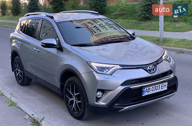 Внедорожник / Кроссовер Toyota RAV4 2017 в Виннице