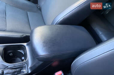Позашляховик / Кросовер Toyota RAV4 2017 в  фото 42 Позашляховик / Кросовер Toyota RAV4 2017 в