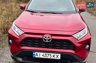 Внедорожник / Кроссовер Toyota RAV4 2020 в Иванкове