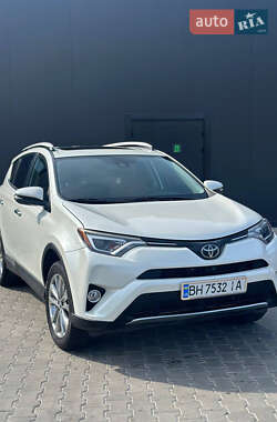 Внедорожник / Кроссовер Toyota RAV4 2016 в Одессе