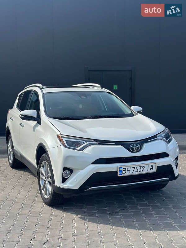 Toyota RAV4 2016