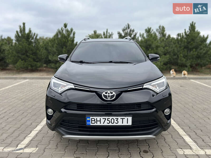 Toyota RAV4 2016