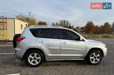 Внедорожник / Кроссовер Toyota RAV4 2007 в 