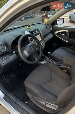 Внедорожник / Кроссовер Toyota RAV4 2007 в 