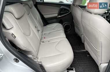 Внедорожник / Кроссовер Toyota RAV4 2007 в 