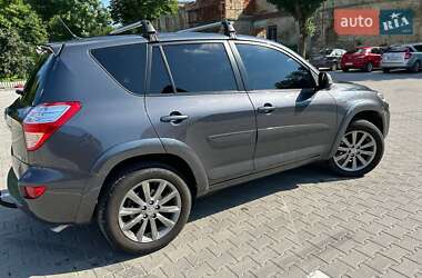 Внедорожник / Кроссовер Toyota RAV4 2011 в 