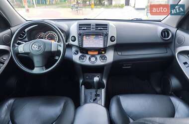 Внедорожник / Кроссовер Toyota RAV4 2007 в 