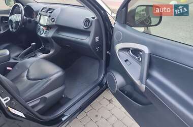 Внедорожник / Кроссовер Toyota RAV4 2007 в 