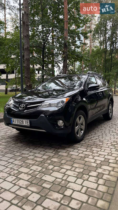 Toyota RAV4 2014