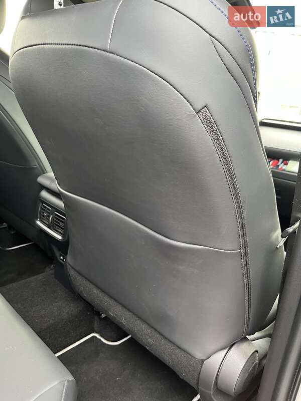 Внедорожник / Кроссовер Toyota RAV4 2024 в Киеве фото 15 Внедорожник / Кроссовер Toyota RAV4 2024 в Киеве