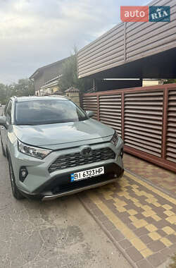 Внедорожник / Кроссовер Toyota RAV4 2022 в Полтаве