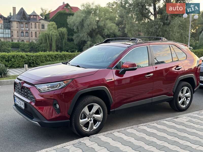 Внедорожник / Кроссовер Toyota RAV4 2020 в Киеве фото 2 Внедорожник / Кроссовер Toyota RAV4 2020 в Киеве