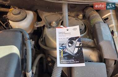 Внедорожник / Кроссовер Toyota RAV4 2007 в 