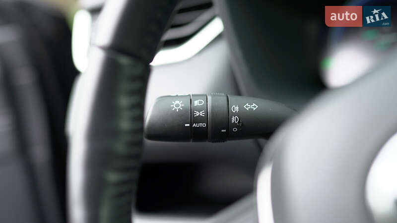 Внедорожник / Кроссовер Toyota RAV4 2024 в Львове
