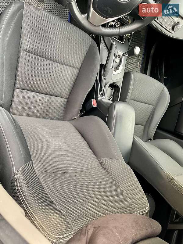 Внедорожник / Кроссовер Toyota RAV4 2018 в Виннице