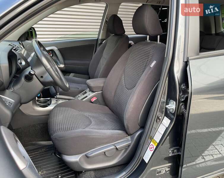 Позашляховик / Кросовер Toyota RAV4 2008 в Києві фото 9 Позашляховик / Кросовер Toyota RAV4 2008 в Києві
