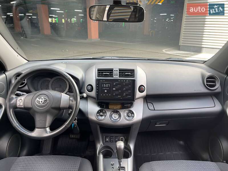 Позашляховик / Кросовер Toyota RAV4 2008 в Києві фото 22 Позашляховик / Кросовер Toyota RAV4 2008 в Києві