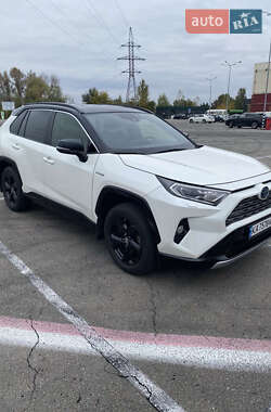 Позашляховик / Кросовер Toyota RAV4 2019 в Києві