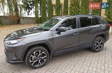 Позашляховик / Кросовер Toyota RAV4 2020 в  фото 7 Позашляховик / Кросовер Toyota RAV4 2020 в