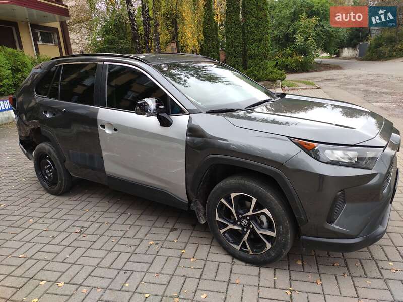 Внедорожник / Кроссовер Toyota RAV4 2020 в Ровно фото 21 Внедорожник / Кроссовер Toyota RAV4 2020 в Ровно
