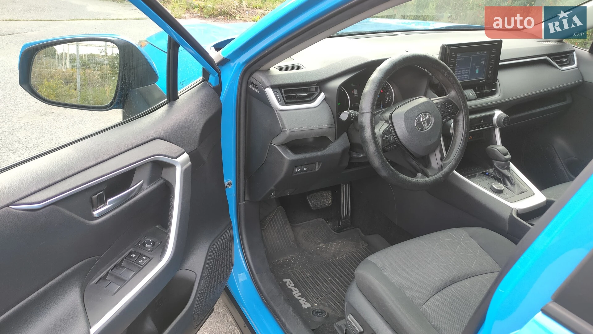 2020 Toyota RAV 4 - мініатюра 3