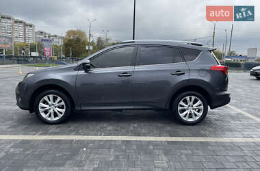 Позашляховик / Кросовер Toyota RAV4 2014 в  фото 16 Позашляховик / Кросовер Toyota RAV4 2014 в