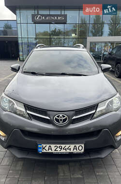 Позашляховик / Кросовер Toyota RAV4 2014 в  фото 26 Позашляховик / Кросовер Toyota RAV4 2014 в